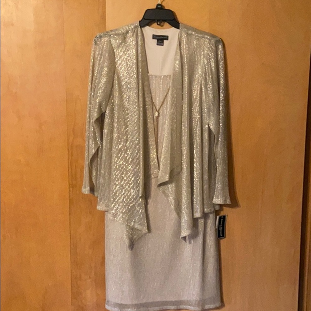 Jessica Howard dress